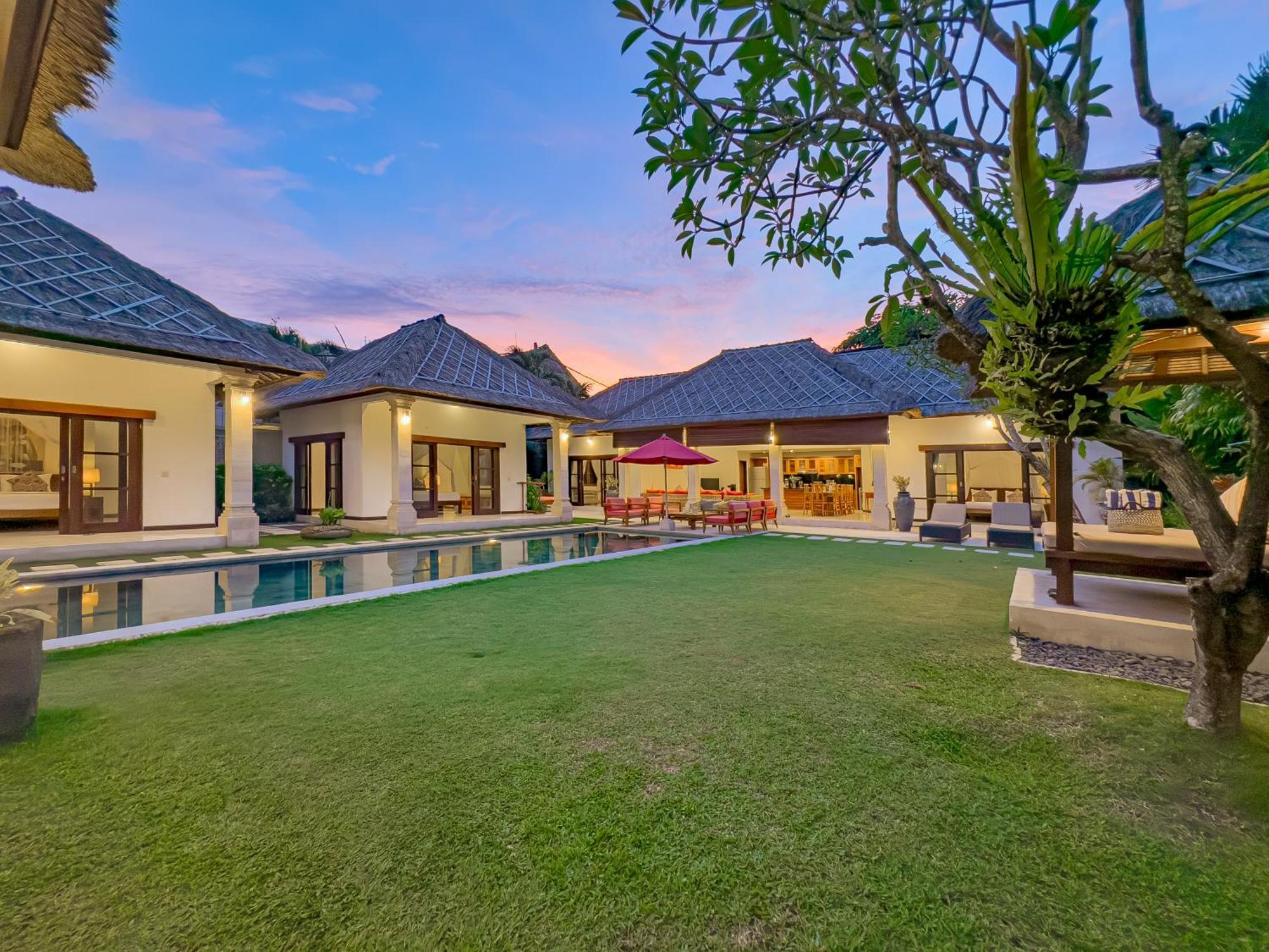 Villa Bugis Drupadi Seminyak Exteriör bild