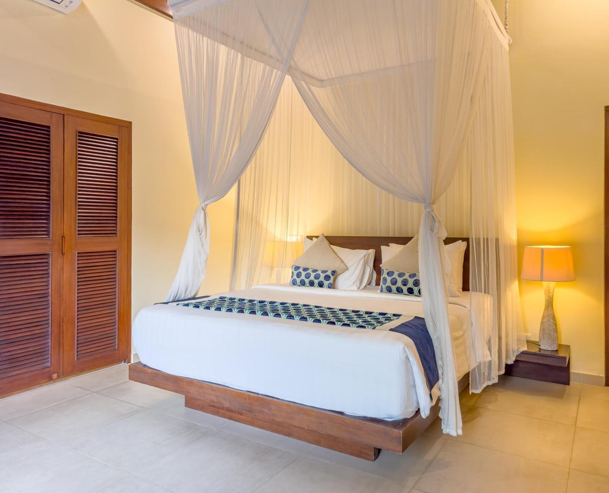 Villa Bugis Drupadi Seminyak Rum bild
