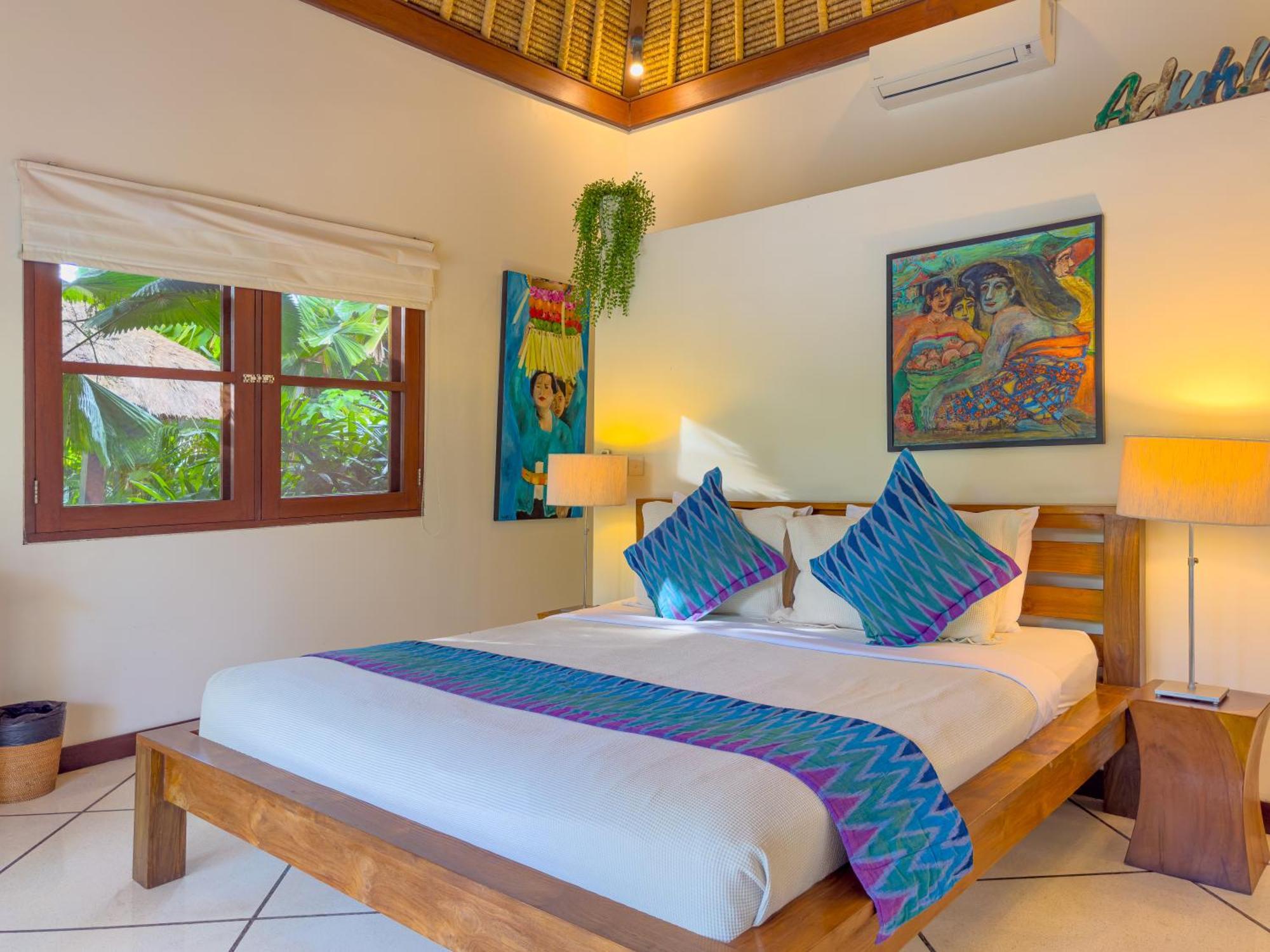 Villa Bugis Drupadi Seminyak Rum bild