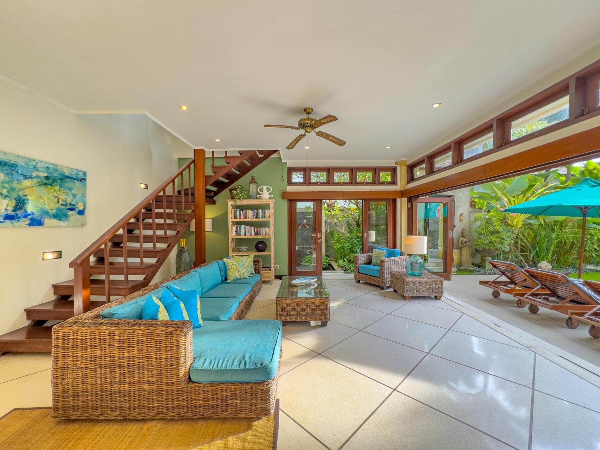 Villa Bugis Drupadi Seminyak Rum bild